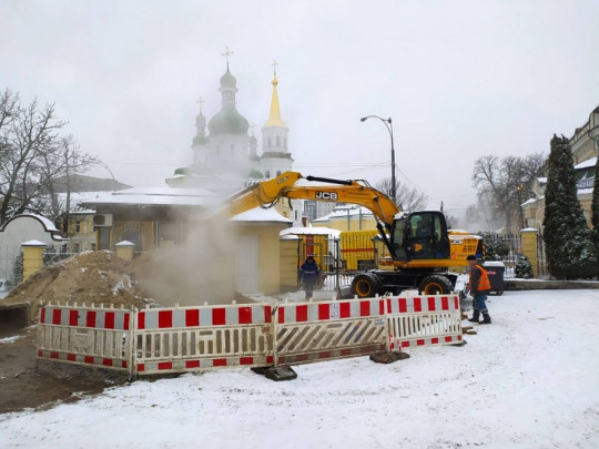 Десятки домов без отопления: крупная авария произошла в киевской теплосети