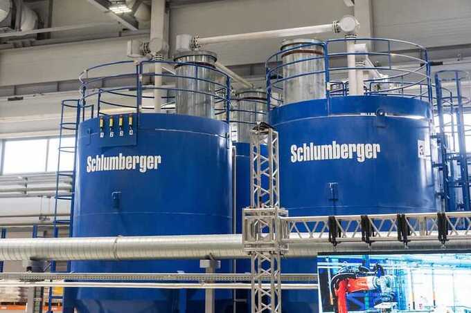 Компания Schlumberger рассматривает возможность выхода из России