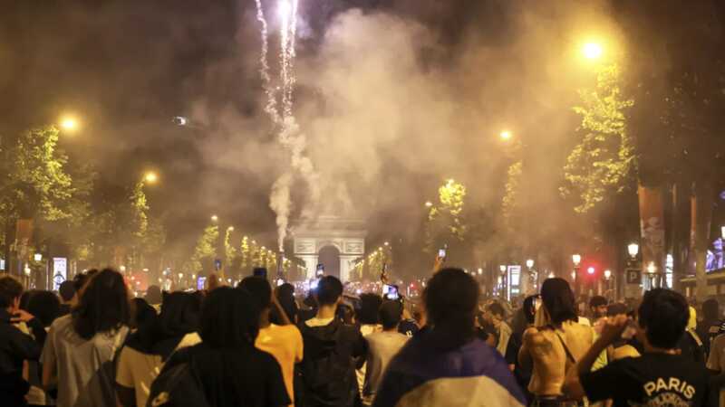 После триумфа ПСЖ в Лиге чемпионов в Париже произошли беспорядки