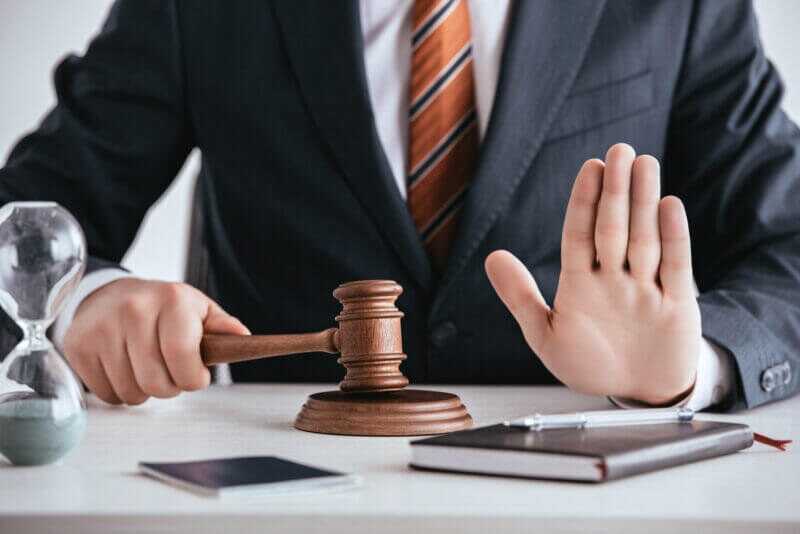 Российские компании массово задерживают выплаты заработной платы на фоне рекордной прибыли банков