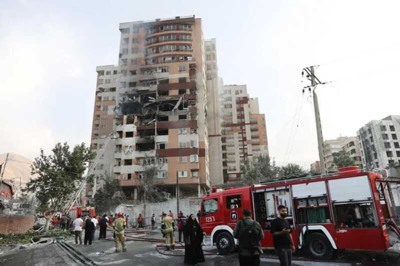Вследствие ракетного удара по жилому дому в Израиле погибли пятеро граждан Украины