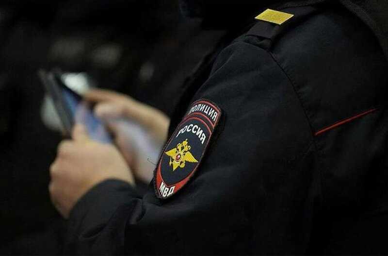 Во Владивостоке жители многоэтажного дома оставили гранату под дверью шумного соседа
