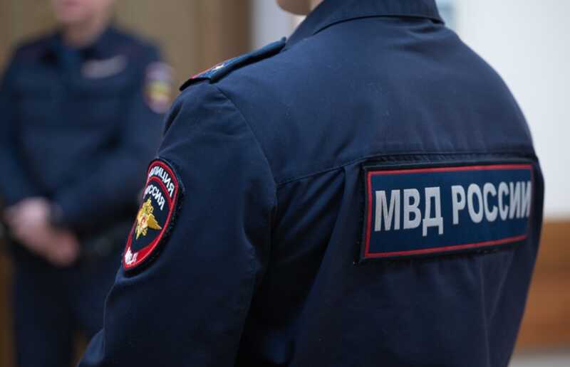 В Москве девушка обвиняет отчима в многолетних изнасилованиях