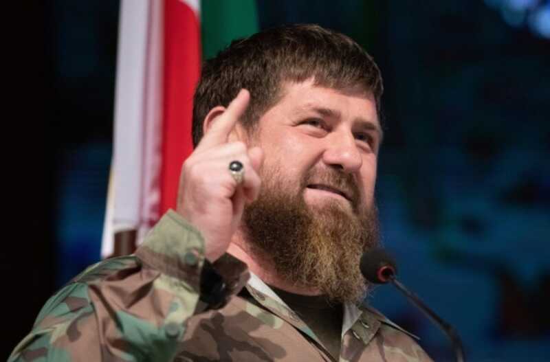 Рамзан Кадыров планирует передать власть своему сыну до того, как тот достигнет совершеннолетия