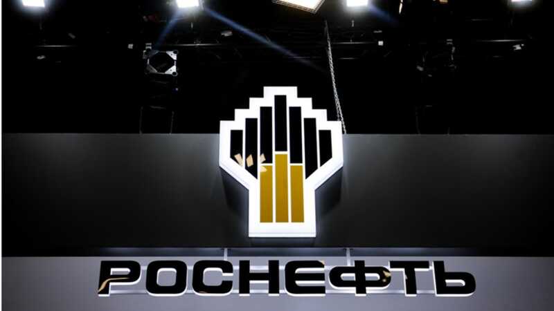 Британские власти сообщили о схемах обхода санкций с участием азербайджанских трейдеров, связанных с Роснефтью