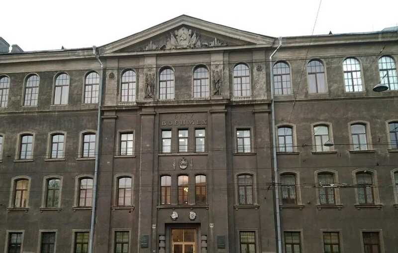 Санкт-Петербургский университет отметил убийцу за «вклад в оборону»