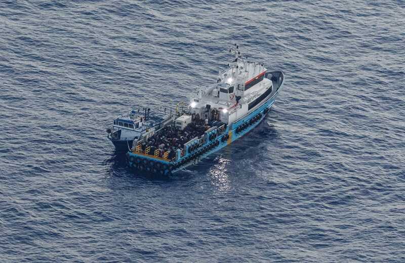 Корабль Frontex затонул возле берегов Греции во время спасательной миссии