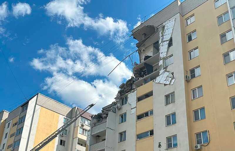 Взрыв в многоквартирном доме в Саратове мог произойти из-за самоубийства одного из жителей