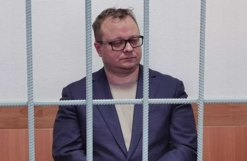 Бывший чиновник Дегтярска Андрей Ильин был приговорен к условному сроку за махинации с муниципальным контрактом