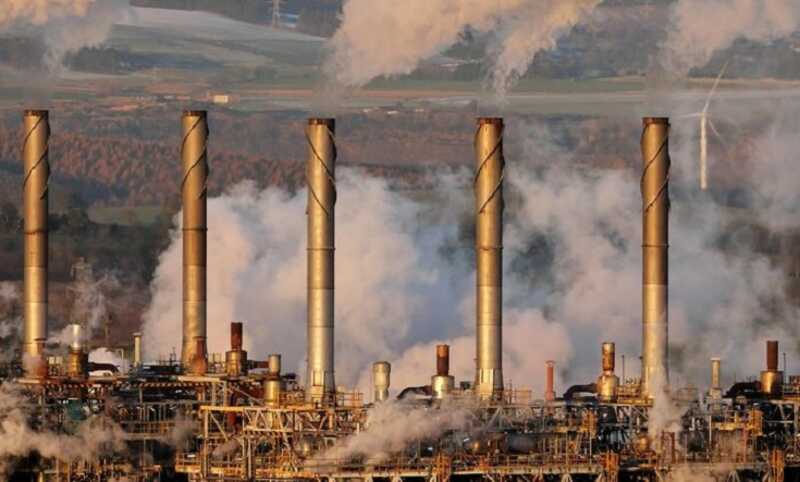 Индийские нефтеперерабатывающие заводы временно прекращают приобретение российской нефти из-за пошлин США