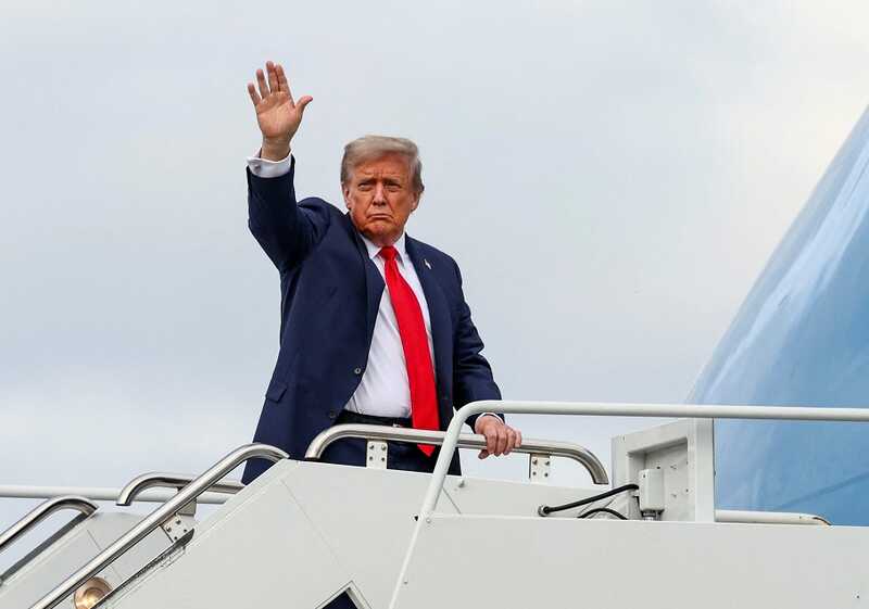 Туристы обнаружили документы с грифом Госдепа после встречи Трампа и Путина на Аляске