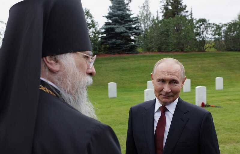 Архиепископ с Аляски извинился за встречу с Путиным