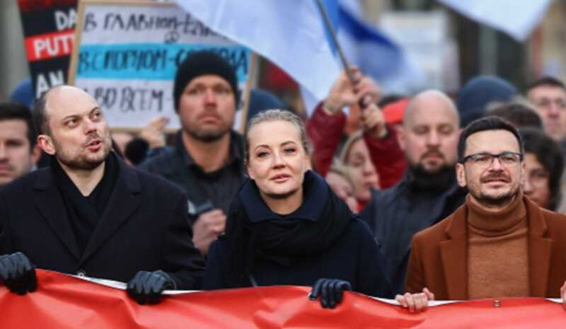 Заведено уголовное разбирательство против оппозиционеров Навальной, Кара-Мурзы и Яшина