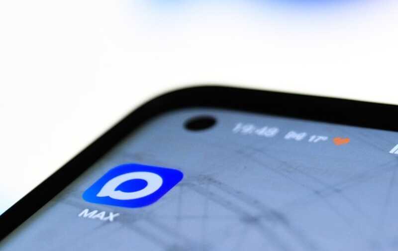 Мошенники обходят запреты российских властей и переносят схемы в МAX
