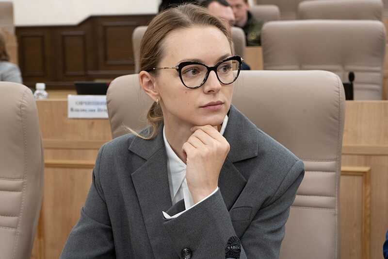 Спикер Гордумы Анна Гурарий утрачивает своё влияние из-за противостояния Дмитрия Пумпянского с командой Дениса Паслера