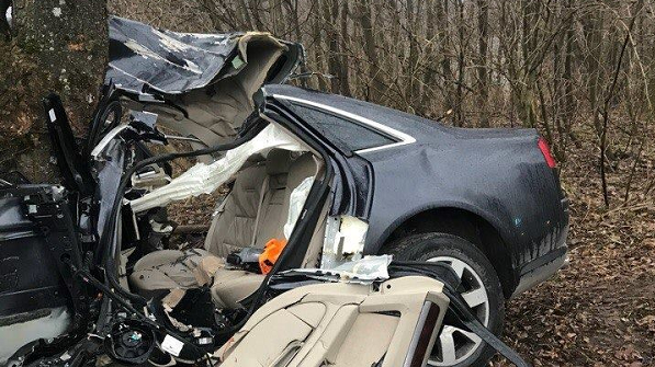 Авто порвало в клочья: фото и видео жуткого ДТП в Трускавце