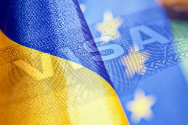 Еврокомиссия может 14 апреля предложить отмену виз для Украины