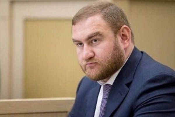 Задержан сенатор Рауф Арашуков