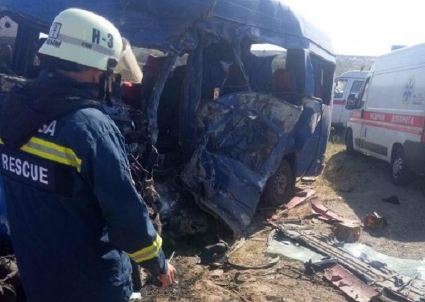 Под Одессой в жуткой аварии погибли девять человек