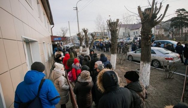 Минздрав отложил введение в действие новых правил получения водительских медсправок, спровоцировавшее столпотворение у наркодиспансеров